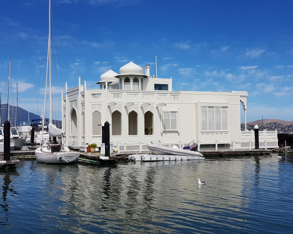 Admire Sausalito on a Trip across the Bay and see Houseboats